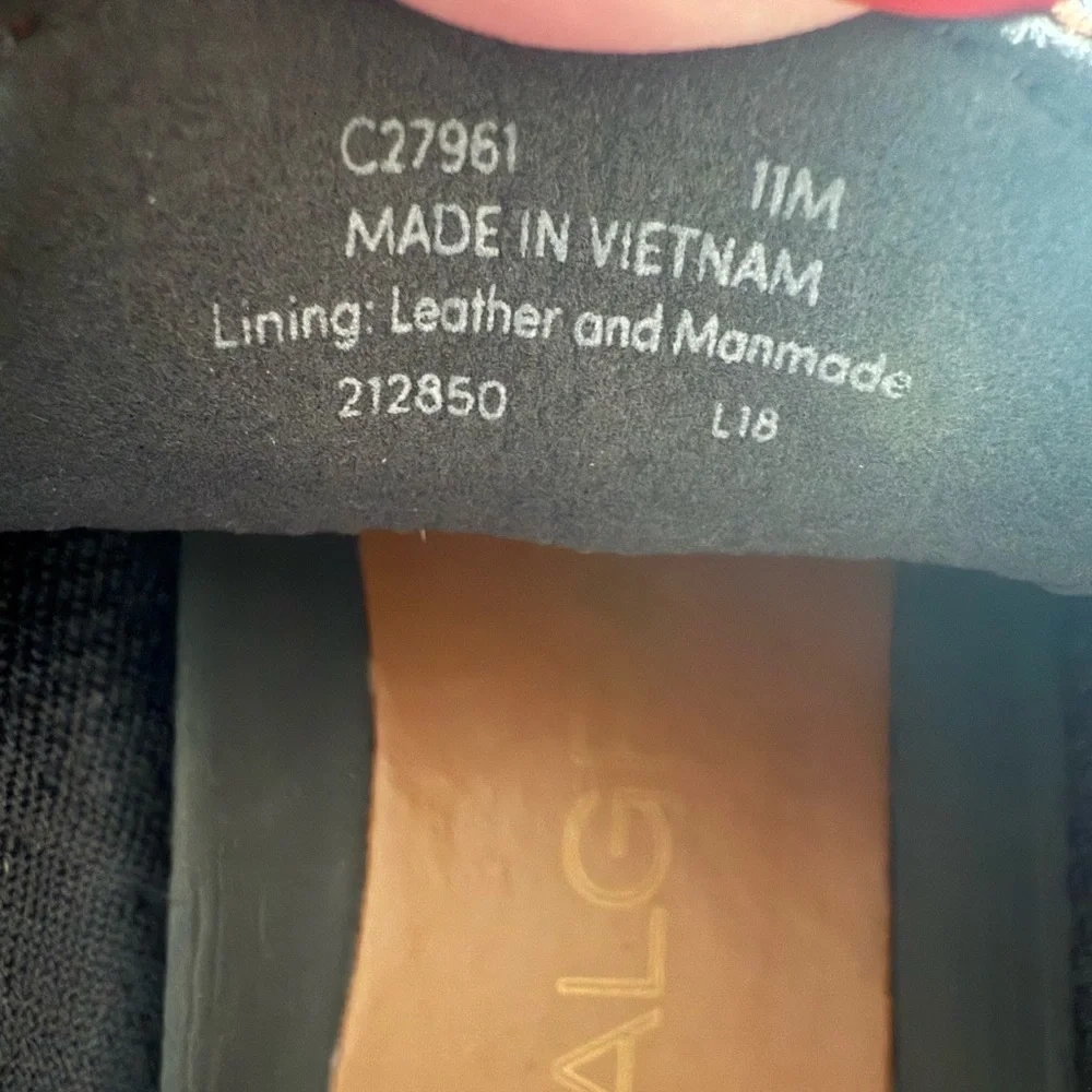 Cole Haan step out